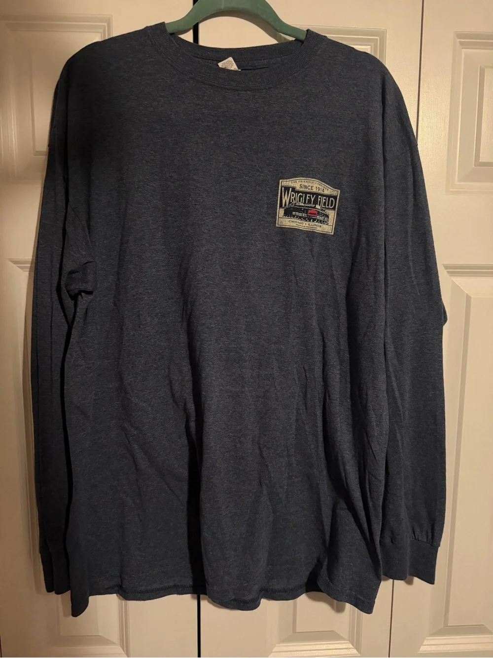 Men's Long-Sleeve Wrigley Field T-shirt